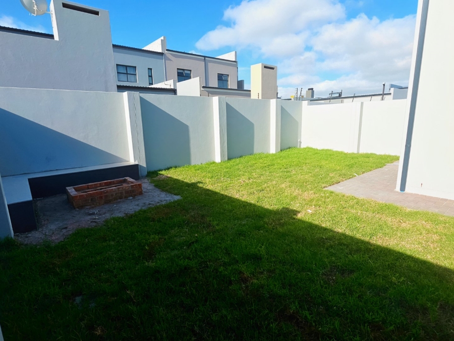 4 Bedroom Property for Sale in Sandown Western Cape